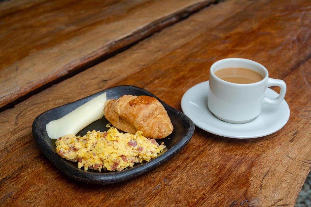 Ayenda Flora Jaguar Bed & Breakfast อีบาเก ภายนอก รูปภาพ